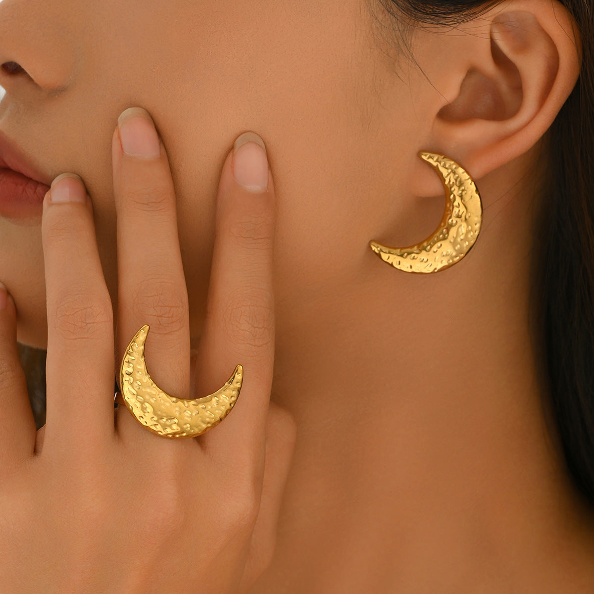 Jewelry from the ANGLOOP statement earrings collection