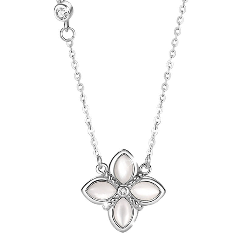 Lucky Clover Sterling Silver 925 Necklace Female Niche Design Light Luxury Zircon Clavicle Chain Ins Style Flower Pendant