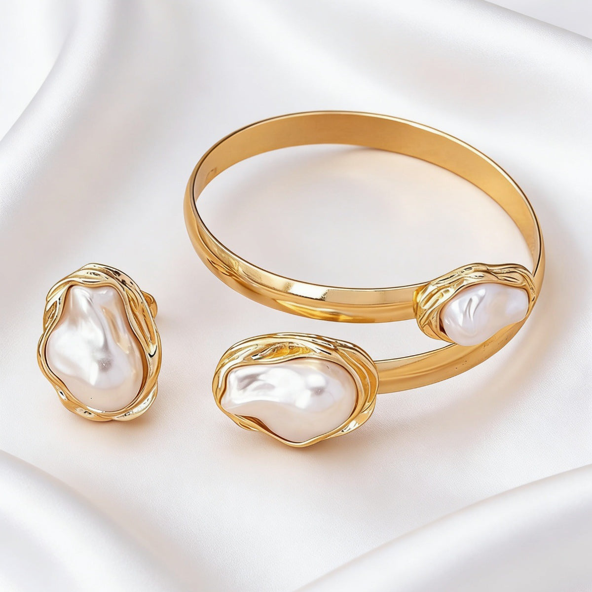 Baroque Pearl-Effect Jewelry — product image 4