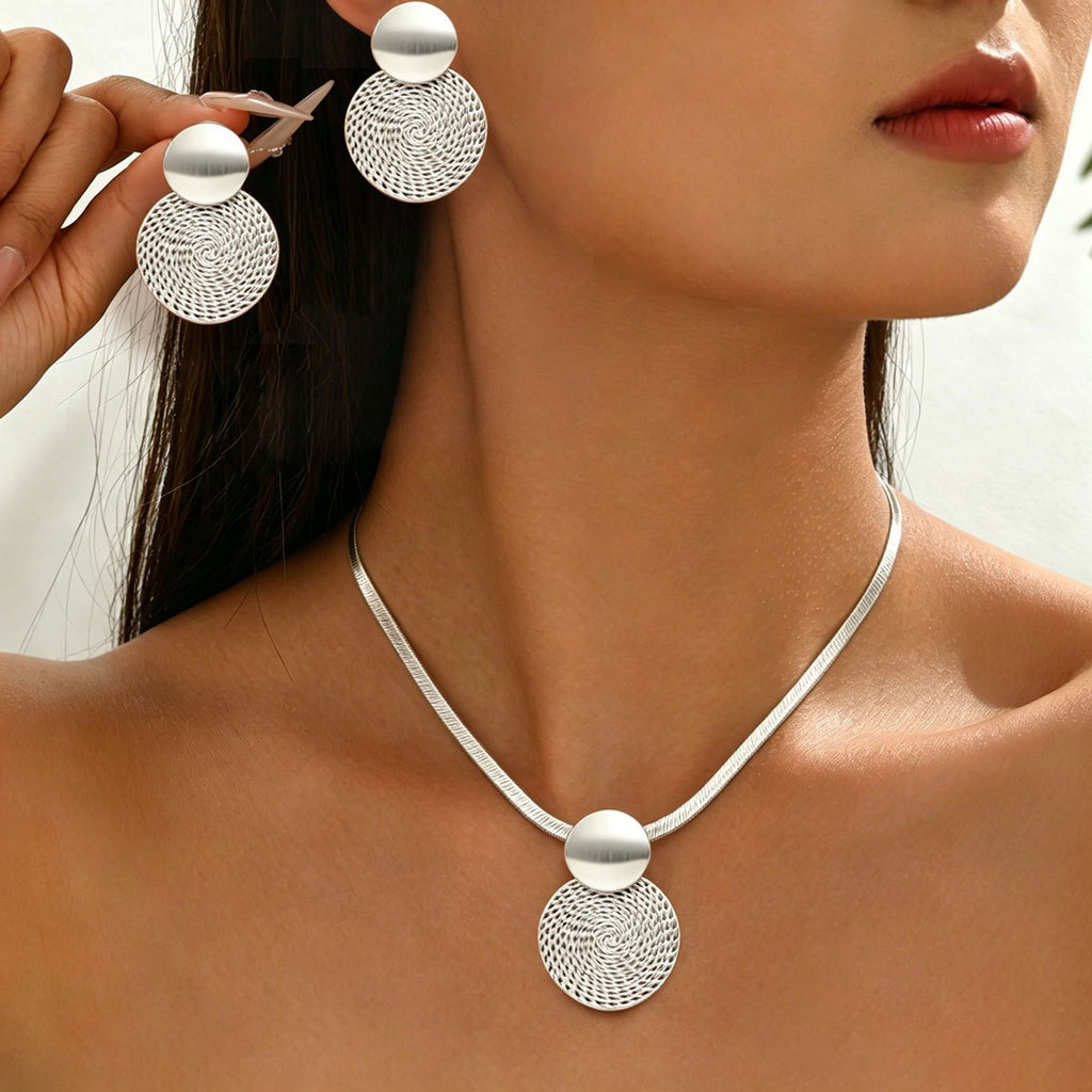 Fine-Ridged Disc Jewelry — product image 2