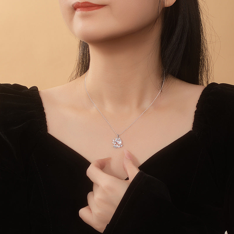 Light-Changing Heart Stone Leaf S925 Sterling Silver Necklace UV Color-Changing Crescent Clavicle Chain Niche Girl Heart Jewelry