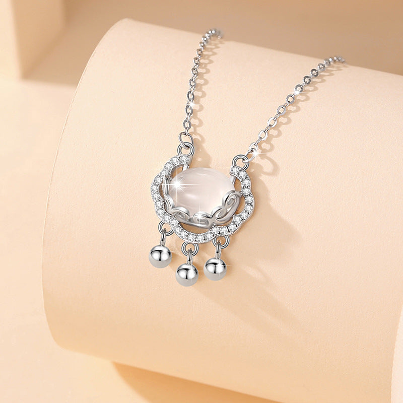 Collana in argento sterling 925 – lucchetto e nuvola e calcedonio