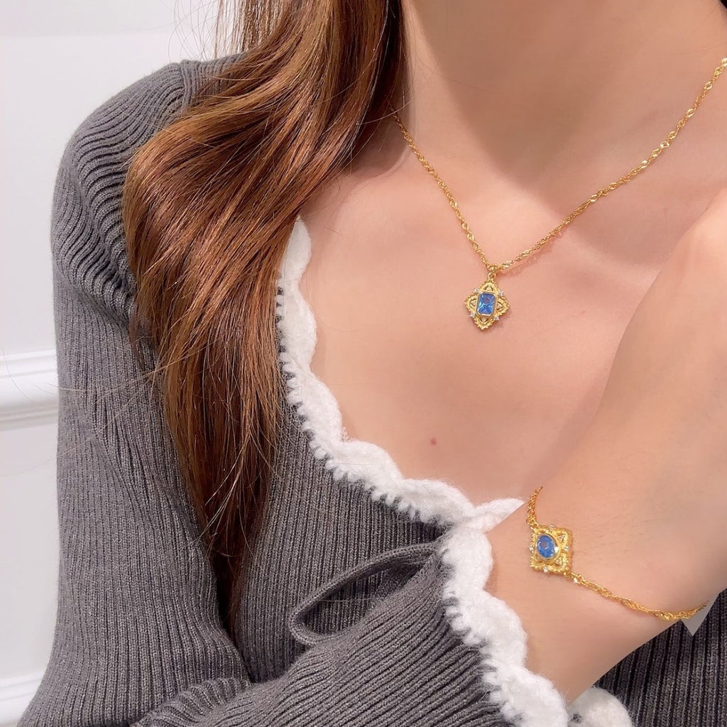Rose Window Sterling Silver 925 Necklace Vintage Cloth Style Blue Zircon Clavicle Chain Light Luxury High-Grade Square Sugar Pendant