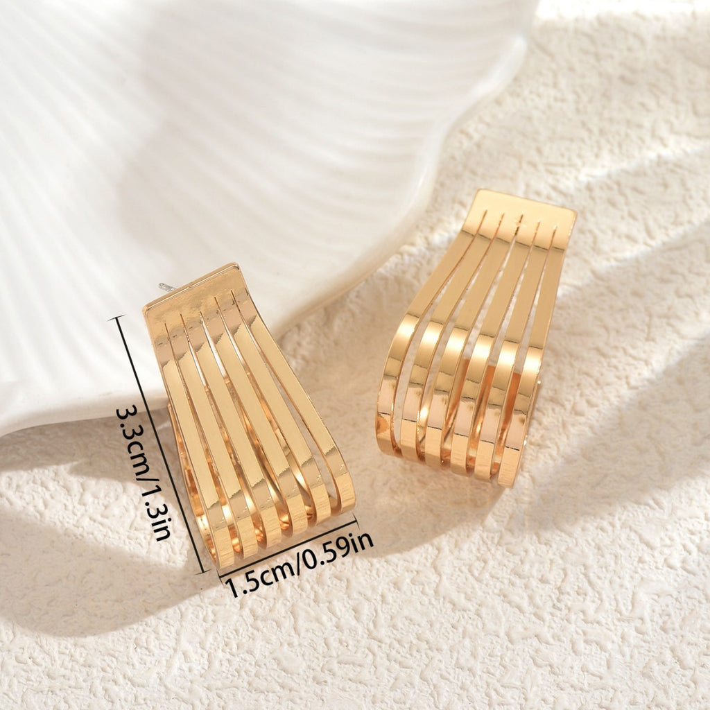 Parallel Rib Curved Earrings — product image 4