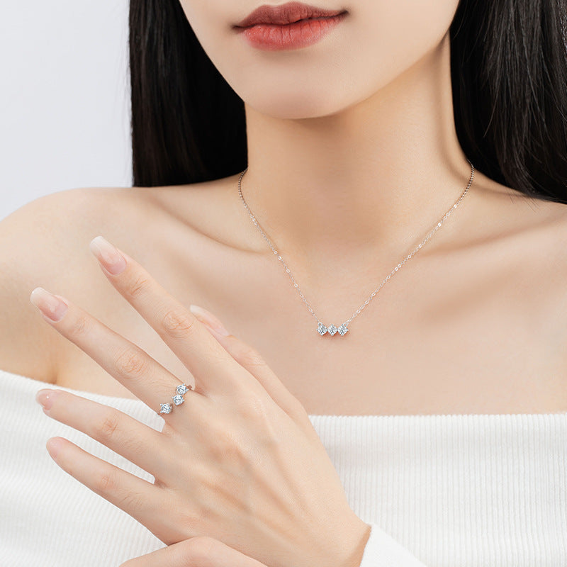 Star Sterling Silver 925 Necklace Female Niche Design Light Luxury round Zircon Clavicle Chain Ins Style Meteor Shower Pendant