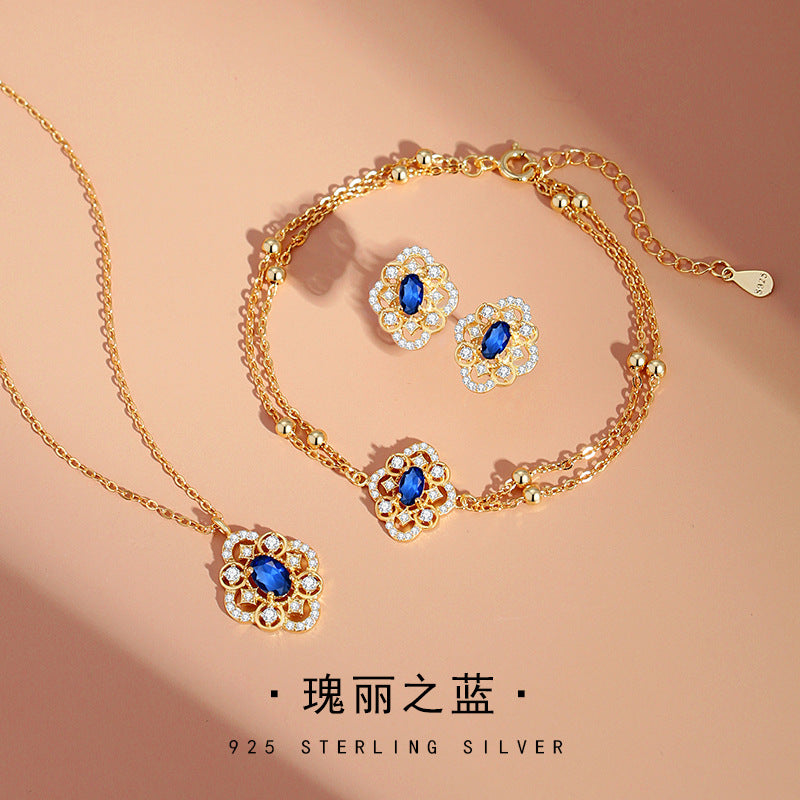 Clover Sterling Silver 925 Necklace Female Niche Design Light Luxury Blue Zircon Flower Clavicle Chain Ins Love Pendant