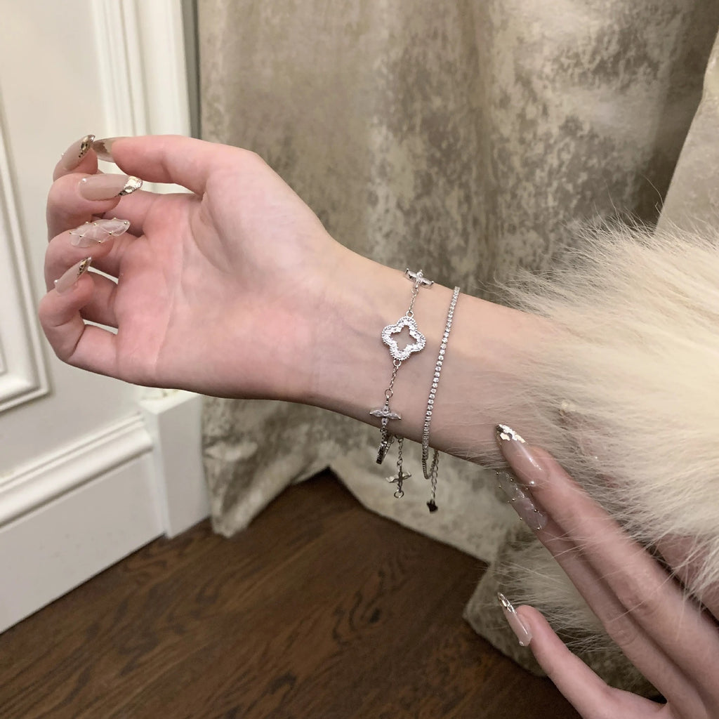Flash Lucky Clover Sterling Silver 925 Bracelet Female Ins Broken Diamond Starry Flower Bracelet Rich Home Gold Bracelet