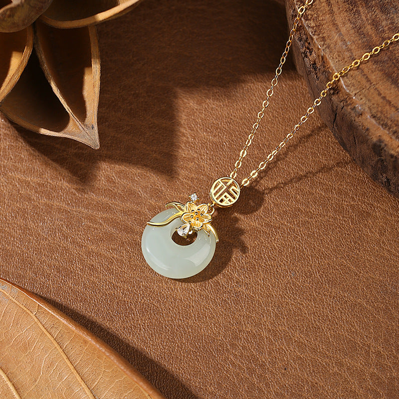 New Chinese Style Hetian Jade Moli Necklace S925 Sterling Silver Lucky Princess Buckle Clavicle Chain Niche Light Luxury Accessories Wholesale