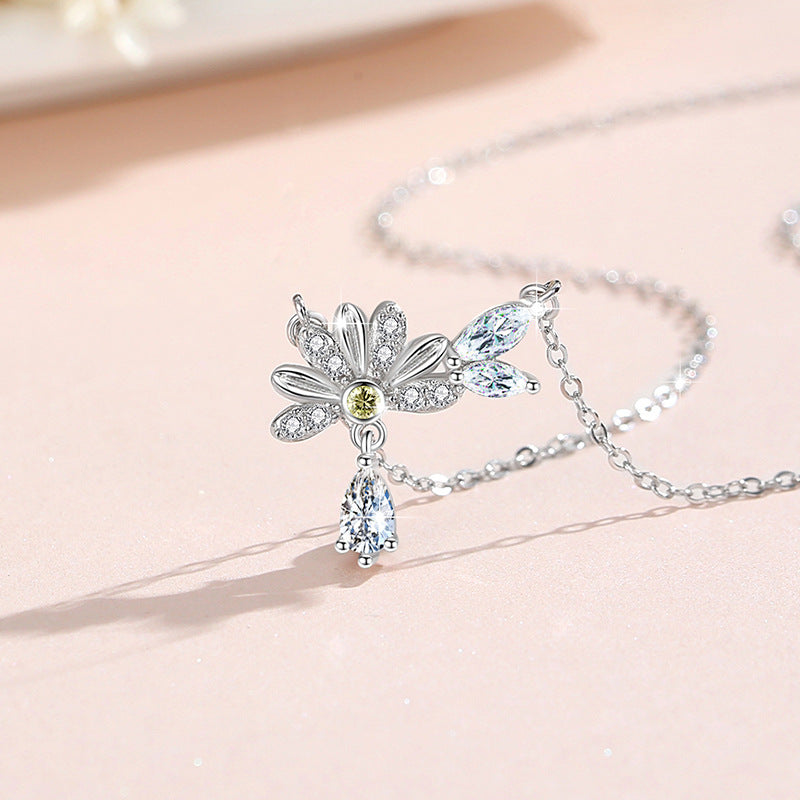 Collana in argento sterling 925 – margherita e farfalla e zirconi