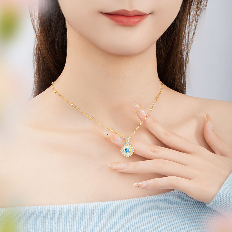 Ocean Heart Sterling Silver 925 Necklace Female Niche Design Light Luxury Zircon Cube Sugar Clavicle Chain Ins Love Pendant