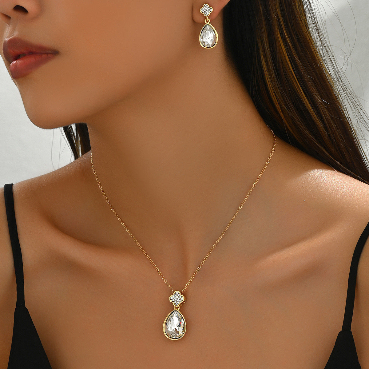 Clear Teardrop and Star Jewelry — product image 2
