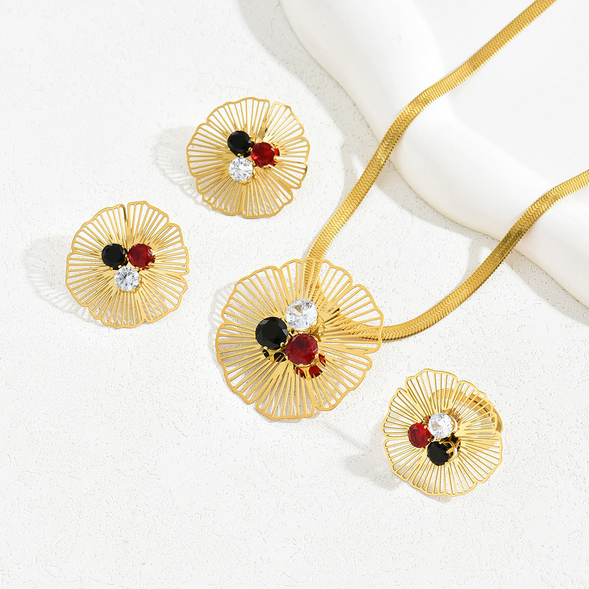 Fine-Line Flower Collar Jewelry — product image 3