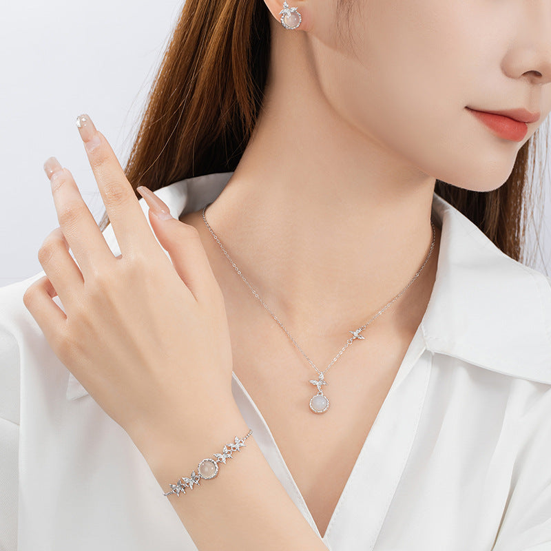 Butterfly Sterling Silver S925 Necklace Women's Simple Niche Personality Style Chalcedony Clavicle Chain Irregular Cold Style Pendant