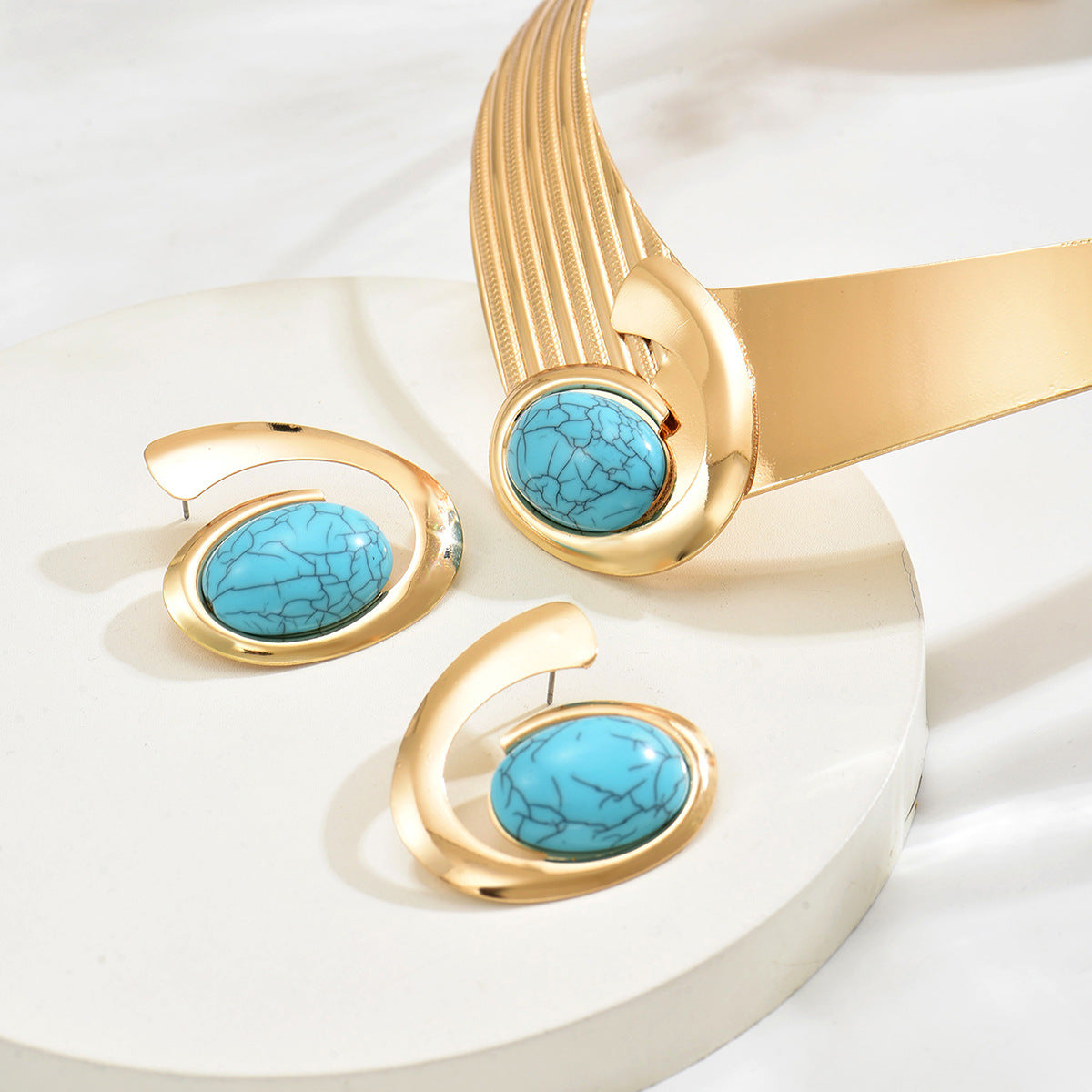 Turquoise-Color Collar Jewelry — product image 3