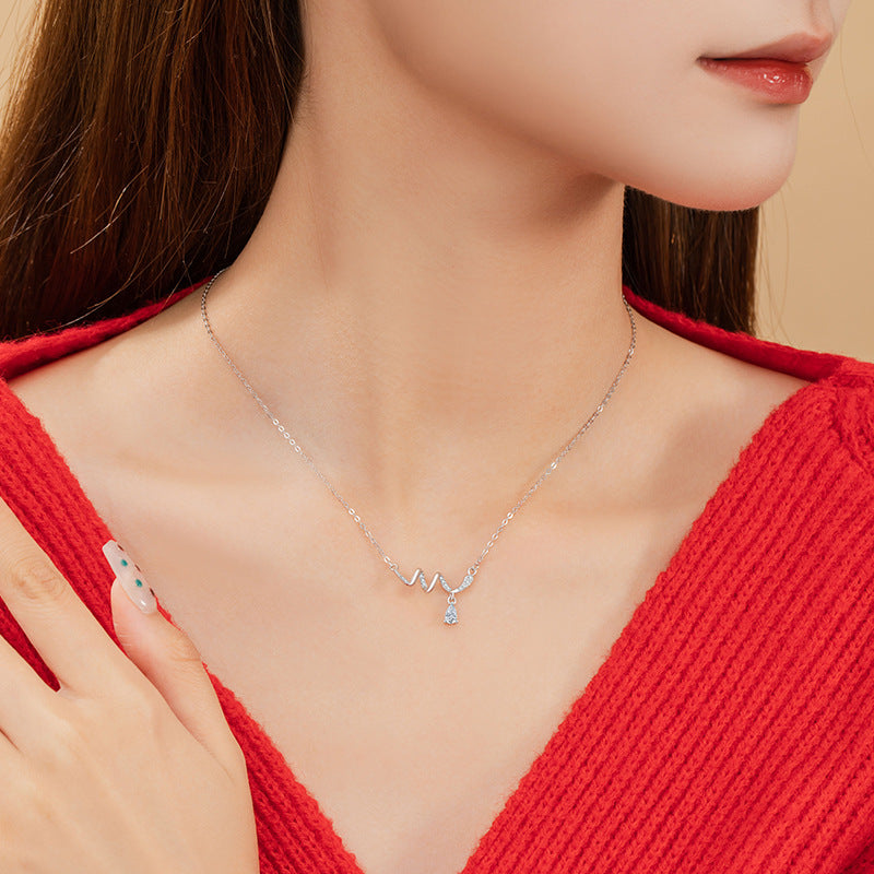 Magic Snake Dance Sterling Silver 925 Necklace Niche Design Light Luxury Style Birth Year Tassel Clavicle Chain Ins Zodiac Pendant