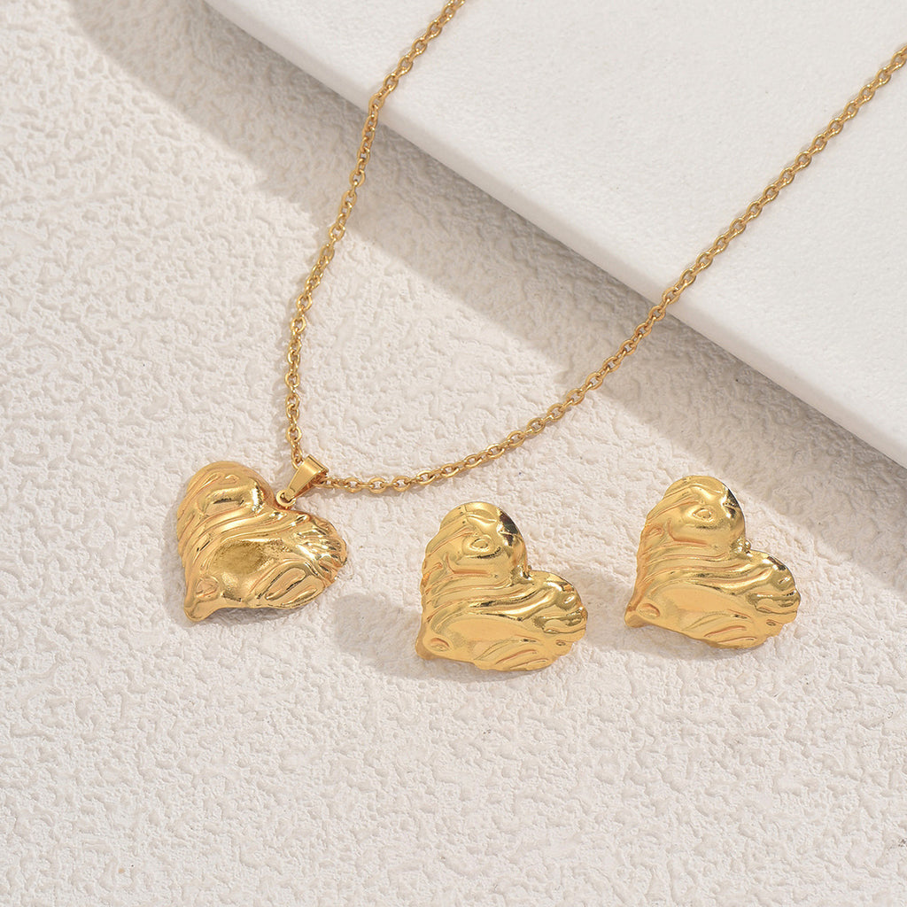 Ridged Heart Pendant Jewelry — product image 3