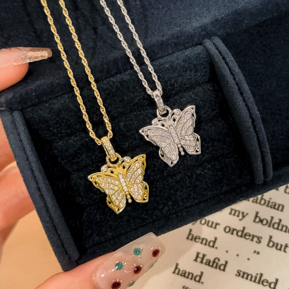 Ancient Butterfly Sterling Silver 925 Necklace Women's Retro Court Style Tassel Clavicle Chain Ins Style High-Grade Zircon Pendant