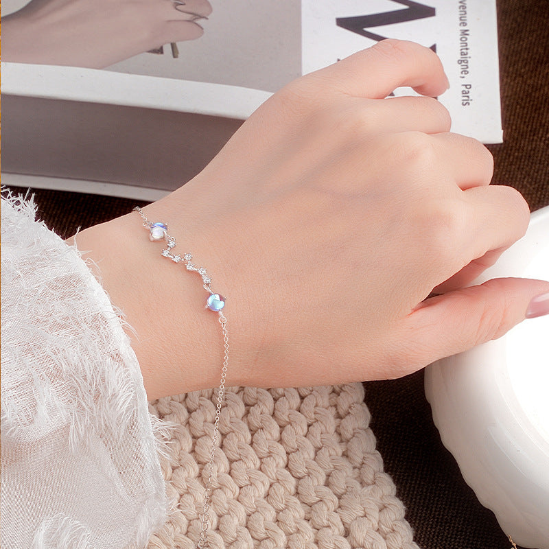 Armband aus 925er Sterlingsilber – Stern und Mondstein