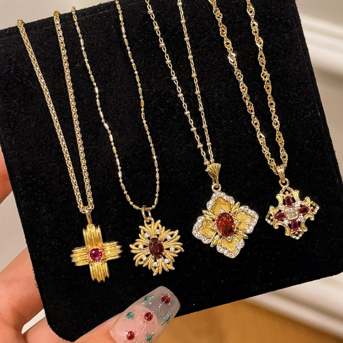 Vintage Buqi Style Rose Window Red Zircon Sterling Silver 925 Necklace Light Luxury High-Grade Clavicle Chain Square Pendant