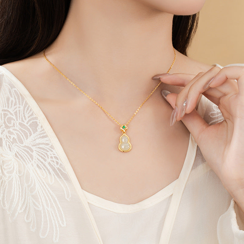 Collana in argento fino 999 – zucca e ruyi e giada Hetian