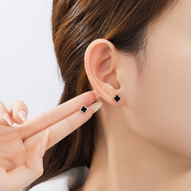 Lucky Clover Sterling Silver 925 Stud Earrings Female Niche Design Light Luxury Flower Earrings Ins Style Petal Earrings