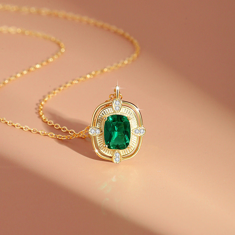 Square Sugar Sterling Silver 925 Necklace Female Niche Design Light Luxury Emerald Zircon Clavicle Chain High-Grade Cross-Border Pendant