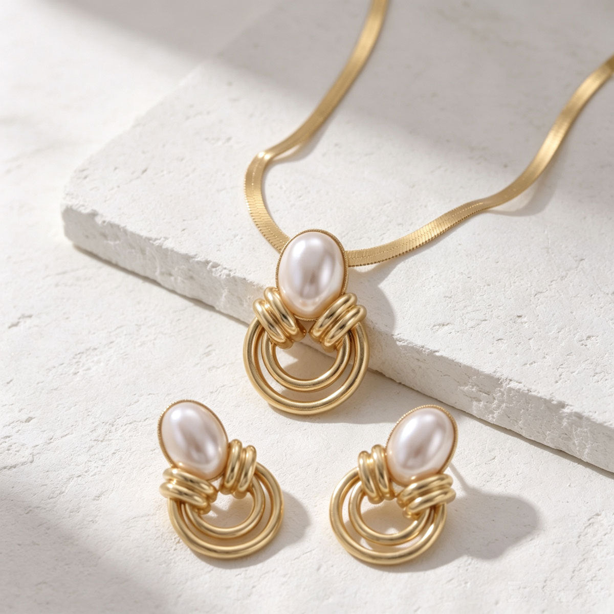 Pearl-Effect Loop Drop Jewelry — product image 3