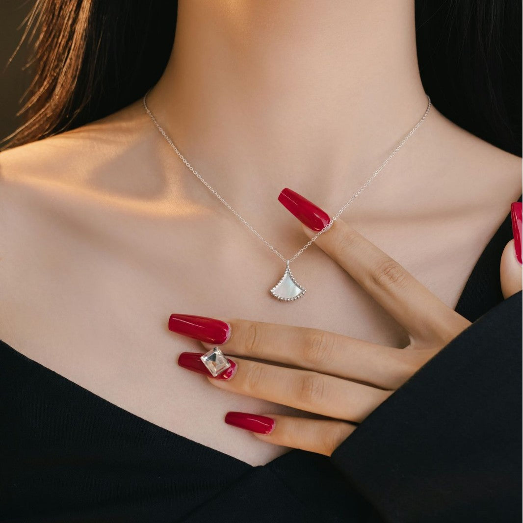 Small Skirt Sterling Silver 925 Necklace Women's Light Luxury High-Grade Fan-Shaped White Fritillary Clavicle Chain Ins Style Skirt Pendant