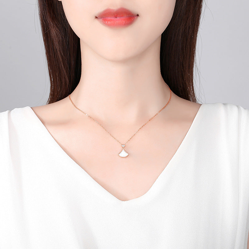 Small Skirt Sterling Silver 925 Necklace Female Niche Design Light Luxury White Fritillary Fan Clavicle Chain Zircon Shell Pendant