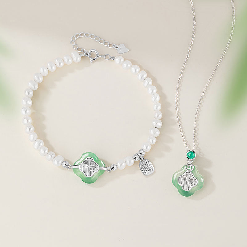 Lucky Clover Sterling Silver 925 Necklace Women's New Chinese Natural African Cuifu Clavicle Chain Isn Chalcedony Pendant