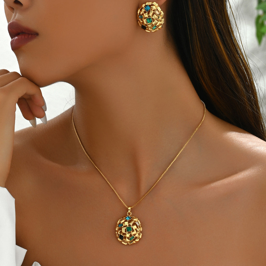 Green-Accent Ornate Pendant Jewelry — product image 2