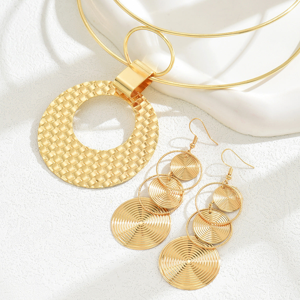 Open Circle Statement Jewelry — product image 3