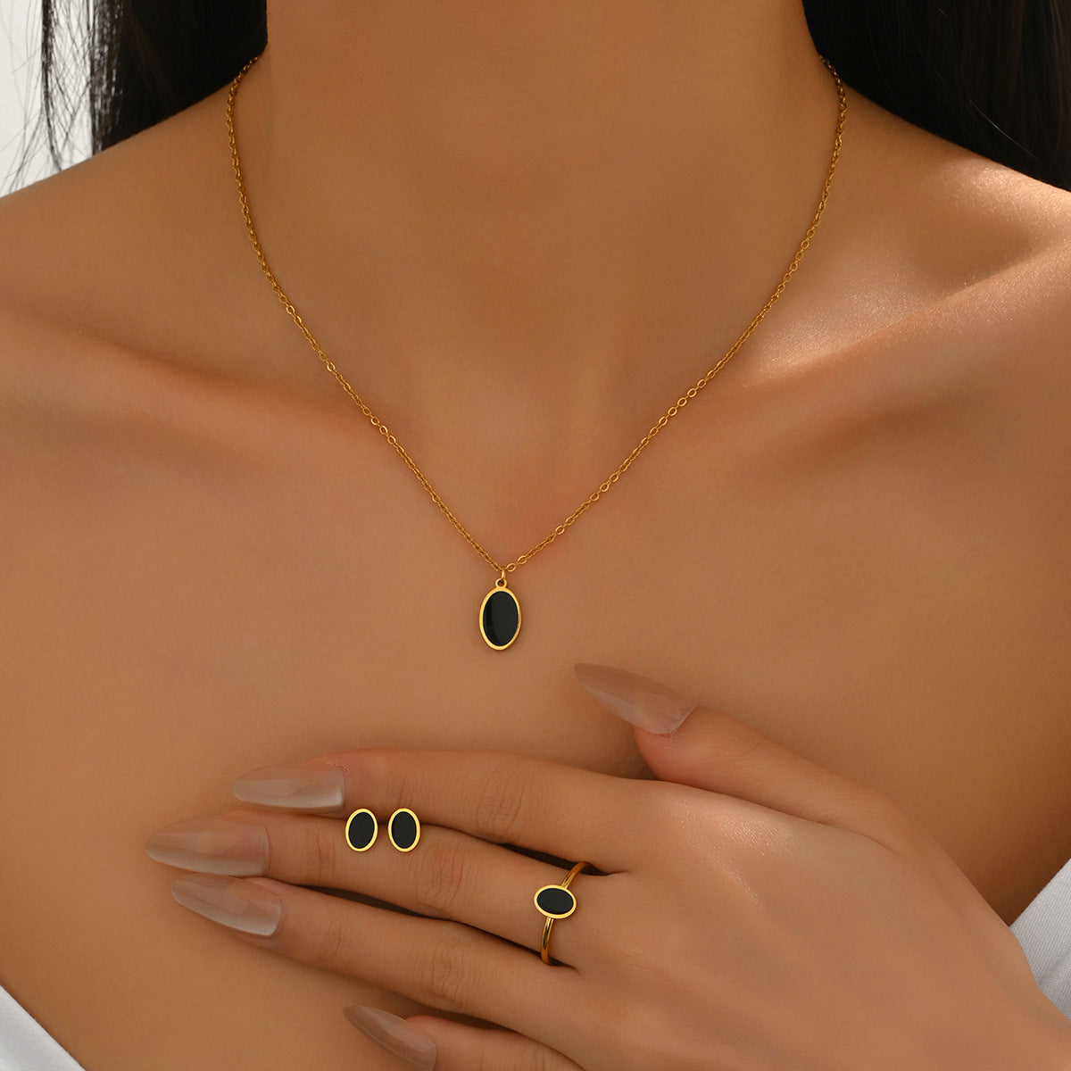 Small Black Oval Pendant Jewelry — product image 2