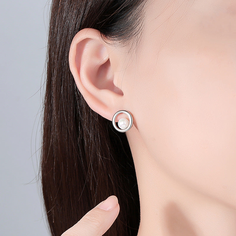 Pearl Sterling Silver 925 Stud Earrings Female Niche Design Light Luxury round Ins Style Fashion All-Match White Fritillary Earrings