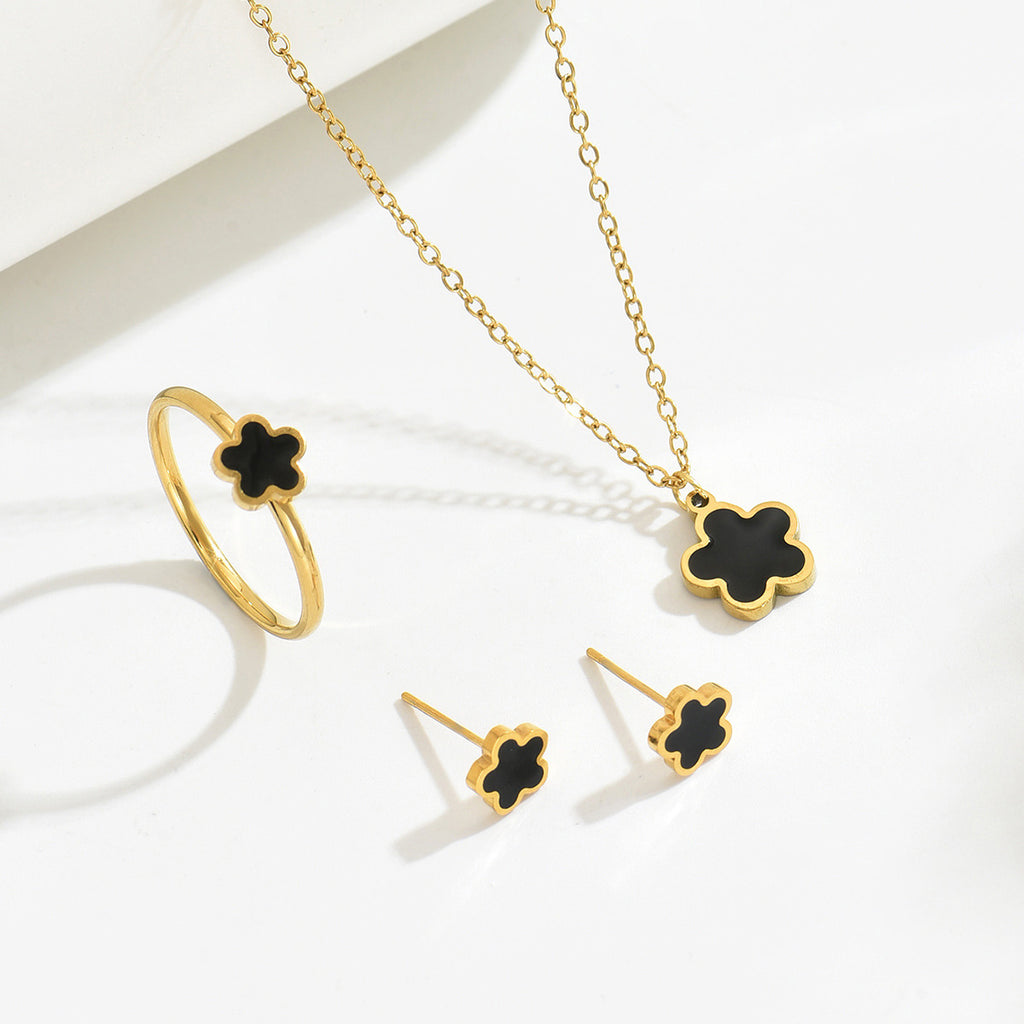 Tiny Black Clover Pendant Jewelry — product image 3